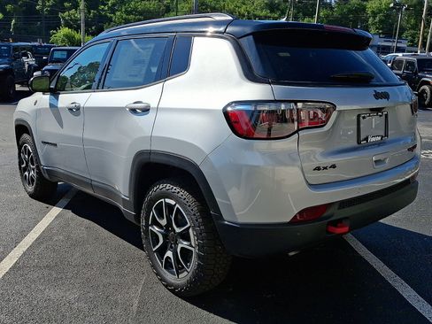 New 2026 Jeep Compass Trailhawk AWD/4WD image 4