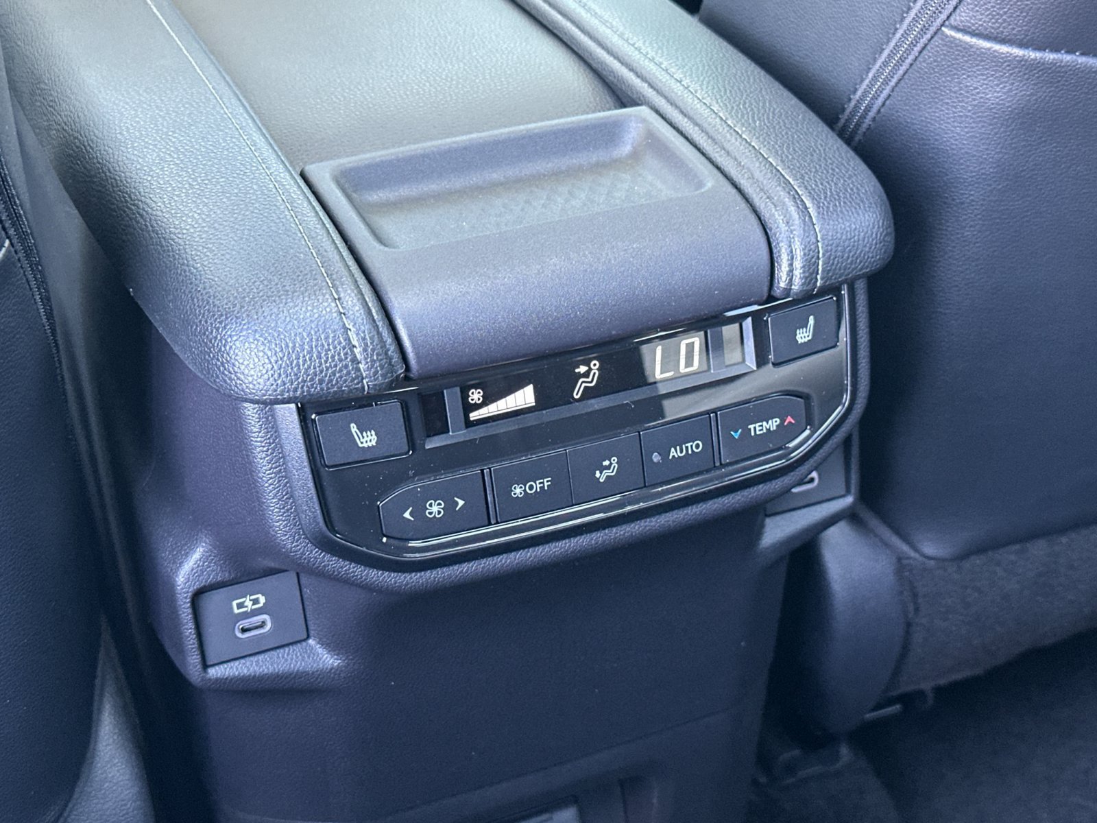 Used 2026 Toyota Grand Highlander FWD image 13