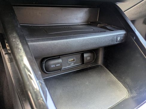 Used 2023 Kia Forte GT-Line w/ GT-Line Premium Package FWD image 12