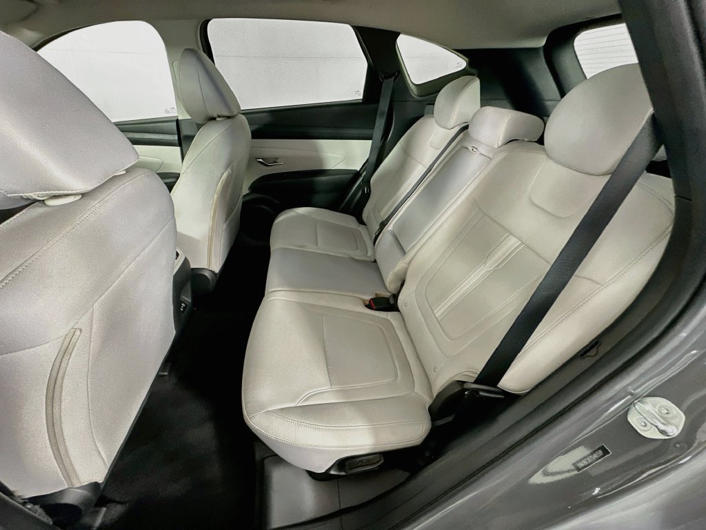 Used 2025 Hyundai Tucson SEL AWD/4WD image 32