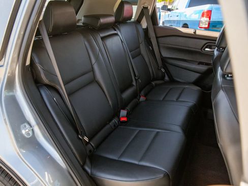 Used 2022 Nissan Rogue SV w/ SV Premium Package AWD/4WD image 12