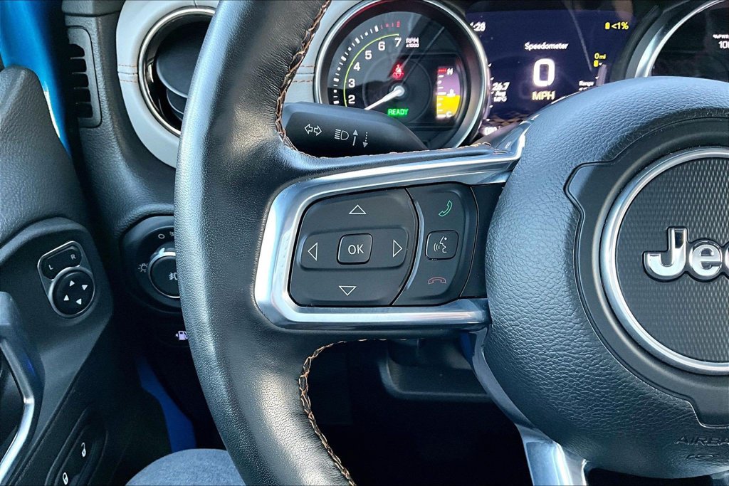 Used 2023 Jeep Wrangler Unlimited Sahara AWD/4WD image 17