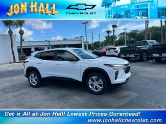 New 2026 Chevrolet Trax LS w/ Driver Confidence Package image 1