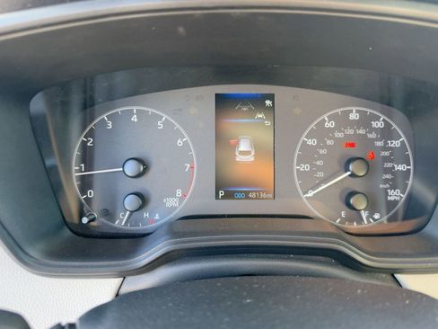 Used 2024 Toyota Corolla Cross L image 19