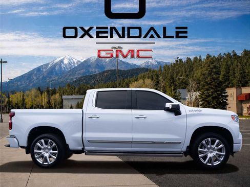Used 2026 Chevrolet Silverado 1500 High Country w/ High Country Premium Package AWD/4WD image 7