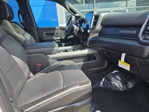 New 2025 RAM 2500 Laramie image 31
