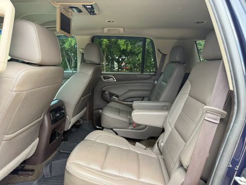 Used 2018 GMC Yukon Denali w/ Enhanced Security Package RWD image 11