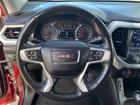 Used 2018 GMC Acadia SLT image 39