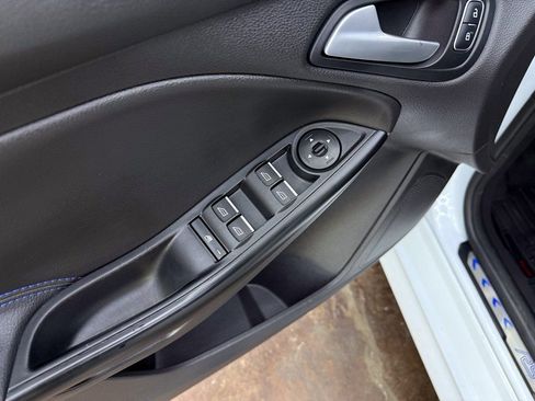 Used 2017 Ford Focus RS image 13