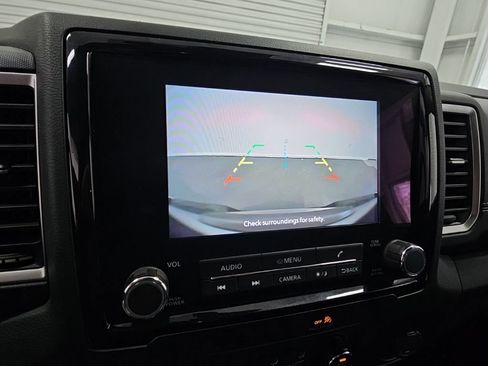 Used 2022 Nissan Frontier SV RWD image 16