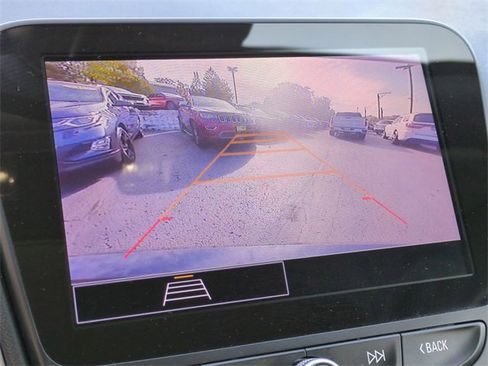 Used 2024 Chevrolet Malibu LT image 15