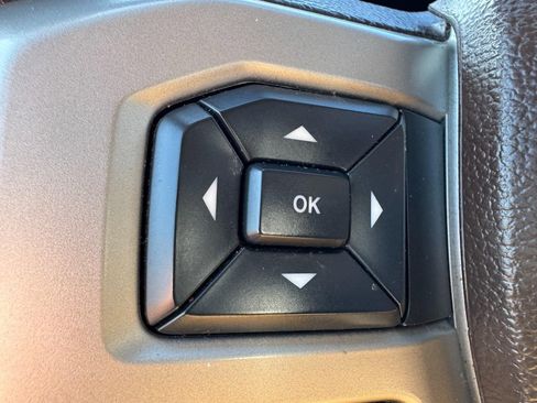 Used 2019 Ford F150 Lariat w/ Equipment Group 502A Luxury image 16