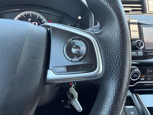 Used 2019 Honda CR-V LX image 14
