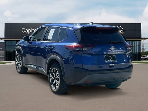 Used 2023 Nissan Rogue SV image 7