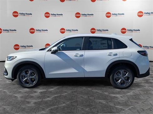 New 2026 Honda HR-V LX image 8