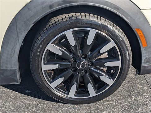 Used 2023 MINI Cooper S image 11