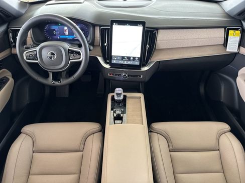 New 2026 Volvo XC90 B6 Ultra w/ Protection Package image 12