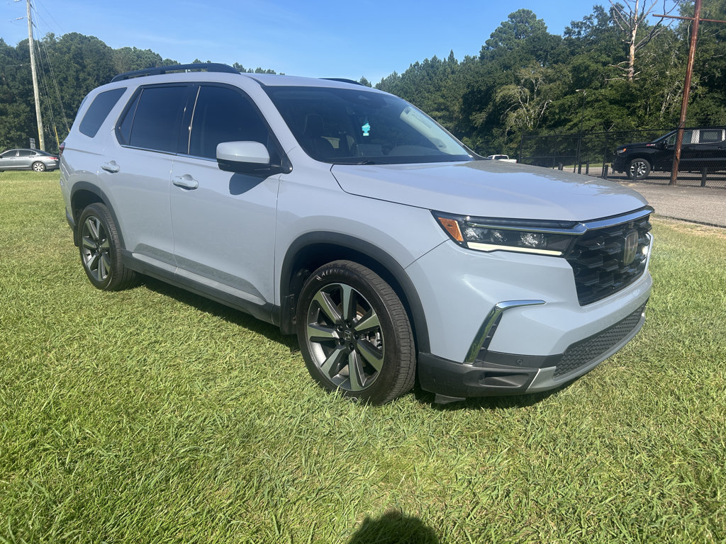 Used 2025 Honda Pilot Elite image 7