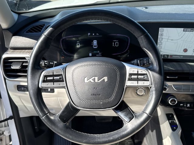 Used 2024 Kia Telluride EX w/ EX Captain's Chair Package AWD/4WD image 19