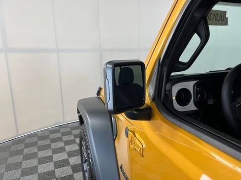 Used 2026 Jeep Wrangler Unlimited Sport AWD/4WD image 14