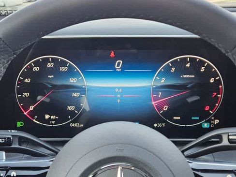 Used 2026 Mercedes-Benz GLC 300 image 35