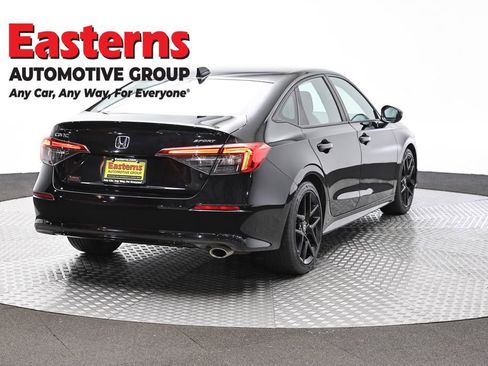 Used 2023 Honda Civic Sport image 5