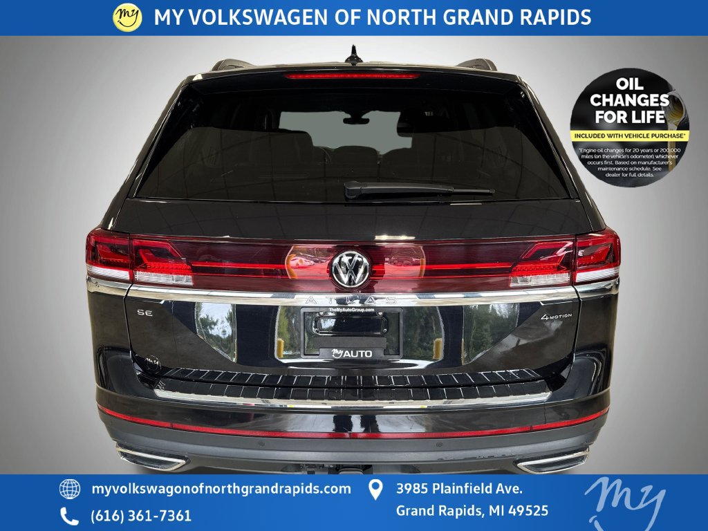 Used 2024 Volkswagen Atlas SE AWD/4WD image 7