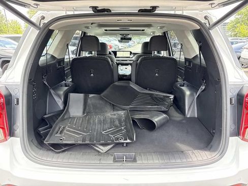 Used 2023 Hyundai Palisade Limited AWD/4WD image 12