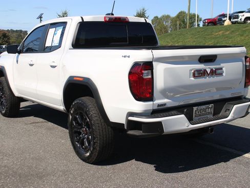 Used 2025 GMC Canyon Elevation w/ Convenience Package image 5