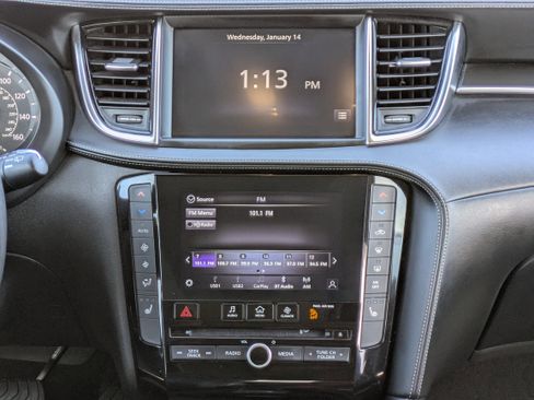 Used 2024 INFINITI QX50 Luxe image 18