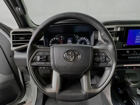 Used 2025 Toyota Tundra SR5 AWD/4WD image 15