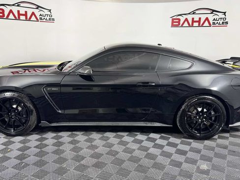 Used 2019 Ford Mustang Shelby GT350 w/ Technology Package RWD image 3