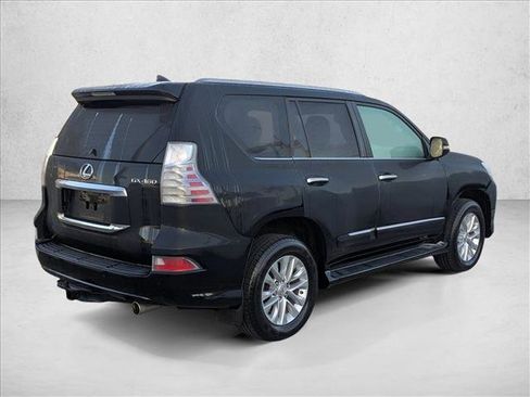 Used 2019 Lexus GX 460 image 5