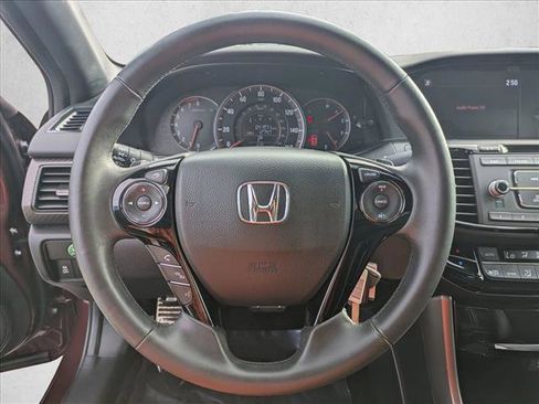 Used 2017 Honda Accord Sport image 13