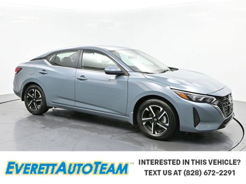 Used 2025 Nissan Sentra SV FWD image 1