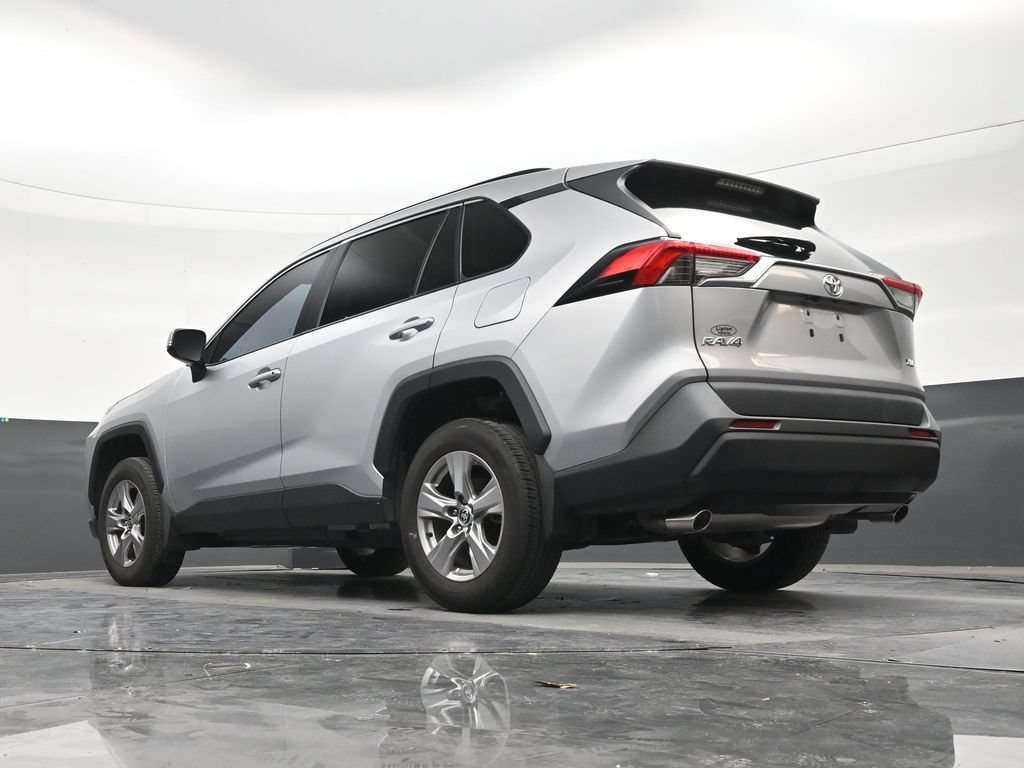 Used 2025 Toyota RAV4 XLE w/ Convenience Package FWD image 21