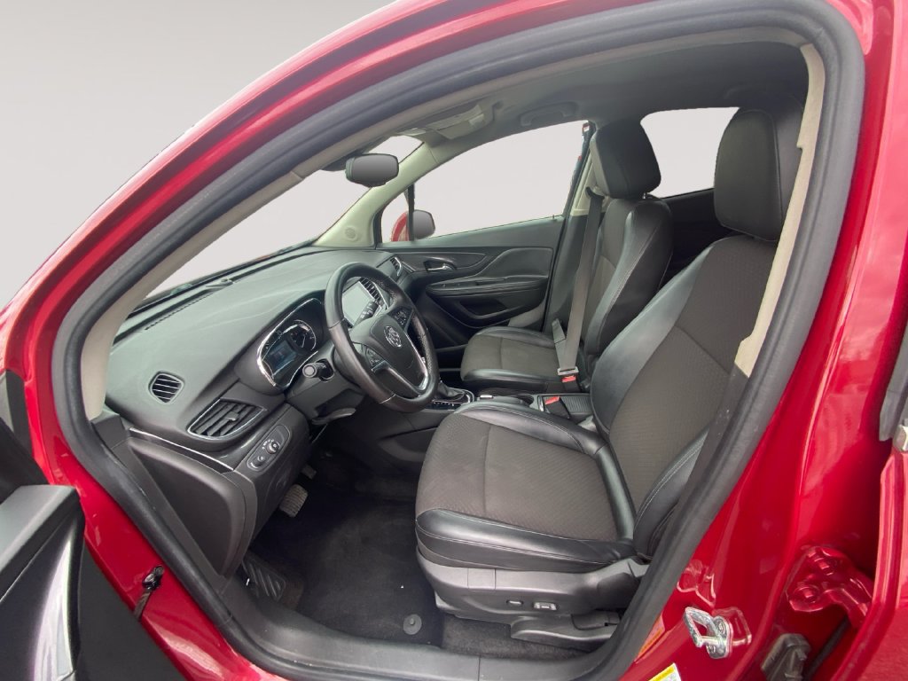 Used 2019 Buick Encore Preferred w/ Safety Package FWD image 9