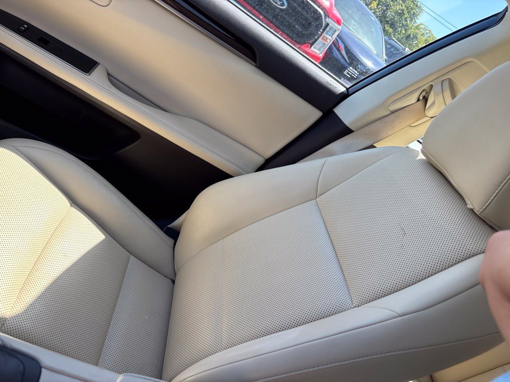 Used 2016 Lexus ES 350 w/ Premium Package w/Wood Trim FWD image 16