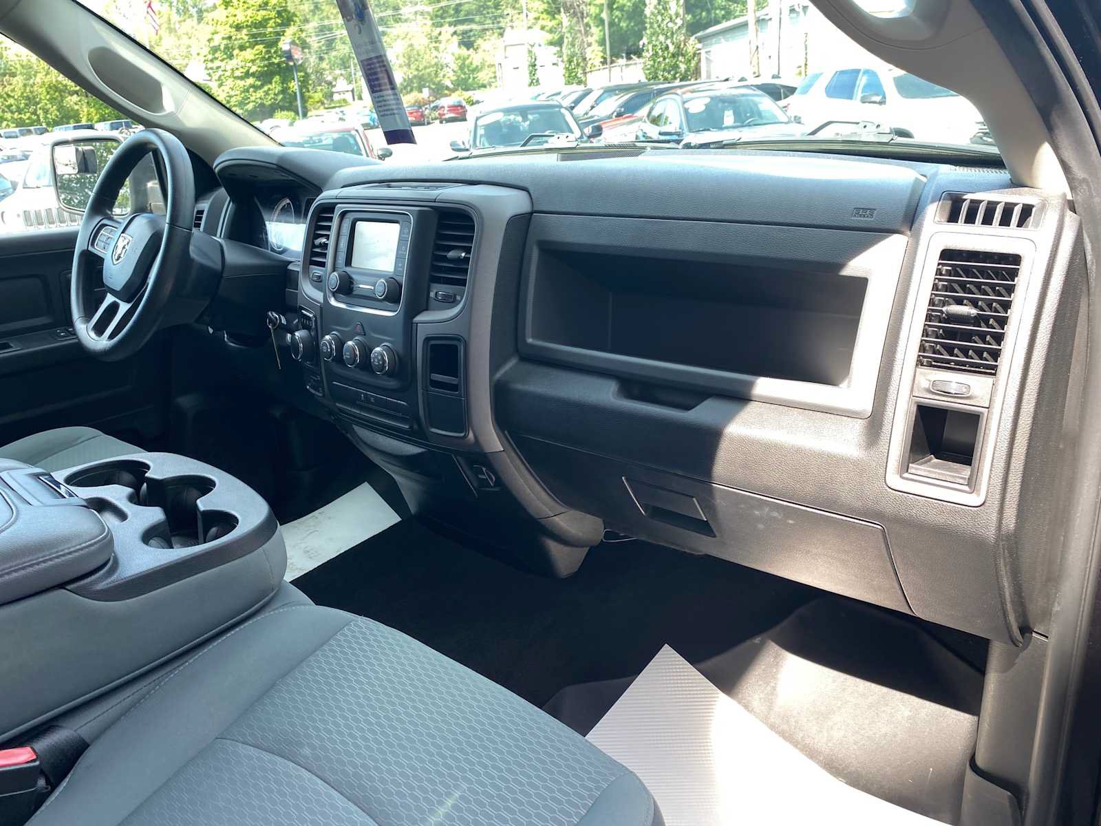 Used 2019 RAM 1500 Express w/ Express Value Package AWD/4WD image 23