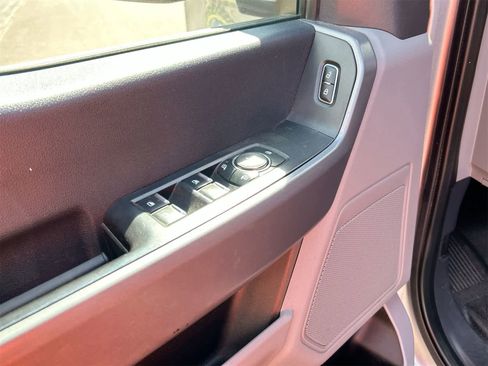 Used 2023 Ford F350 XLT image 16