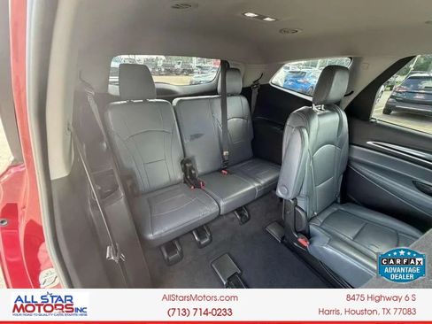 Used 2018 Buick Enclave Essence FWD image 17