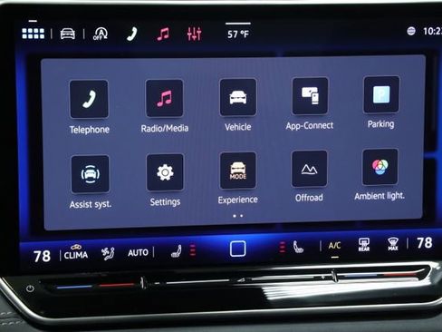 New 2026 Volkswagen Tiguan SE R-Line FWD image 17