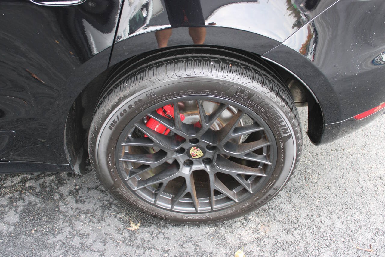 Used 2018 Porsche Macan GTS AWD/4WD image 6