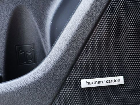 Used 2017 Subaru Impreza 2.0i Limited image 53