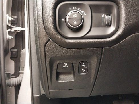 Used 2024 RAM 1500 Big Horn AWD/4WD image 13