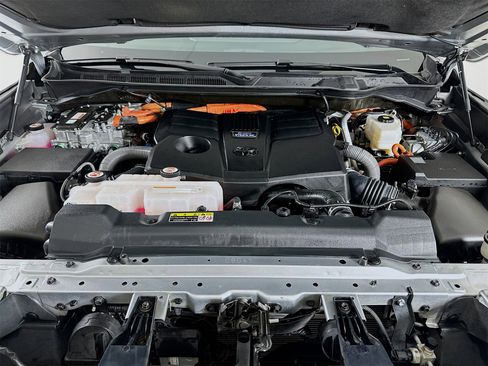 Used 2024 Toyota Sequoia Platinum image 32