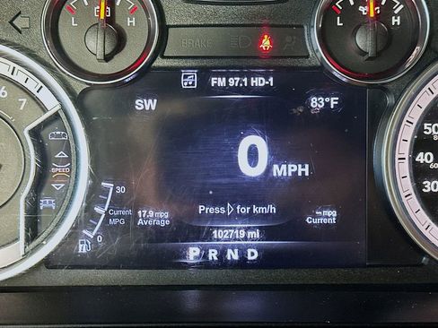 Used 2017 RAM 1500 Laramie image 15