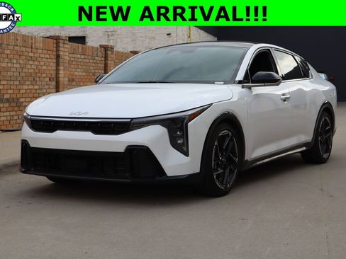 Used 2025 Kia K4 GT-Line w/ GT-Line Sunroof Package FWD image 2