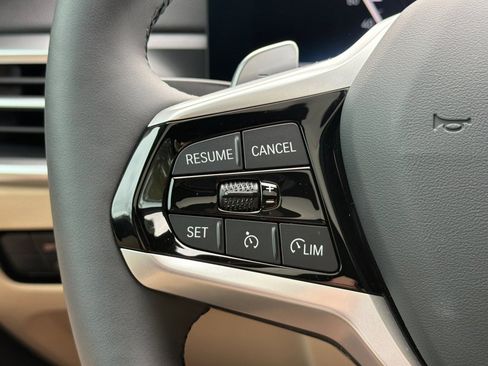 Used 2025 BMW 330i Sedan w/ Convenience Package image 30