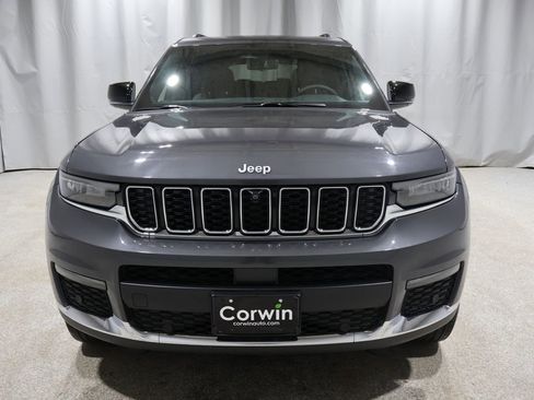 Used 2024 Jeep Grand Cherokee L Limited w/ Luxury Tech Group II image 8